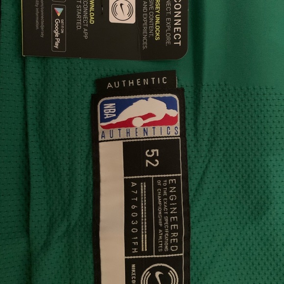 Kyrie Irving Boston Celtics Jersey - Picture 4 of 8